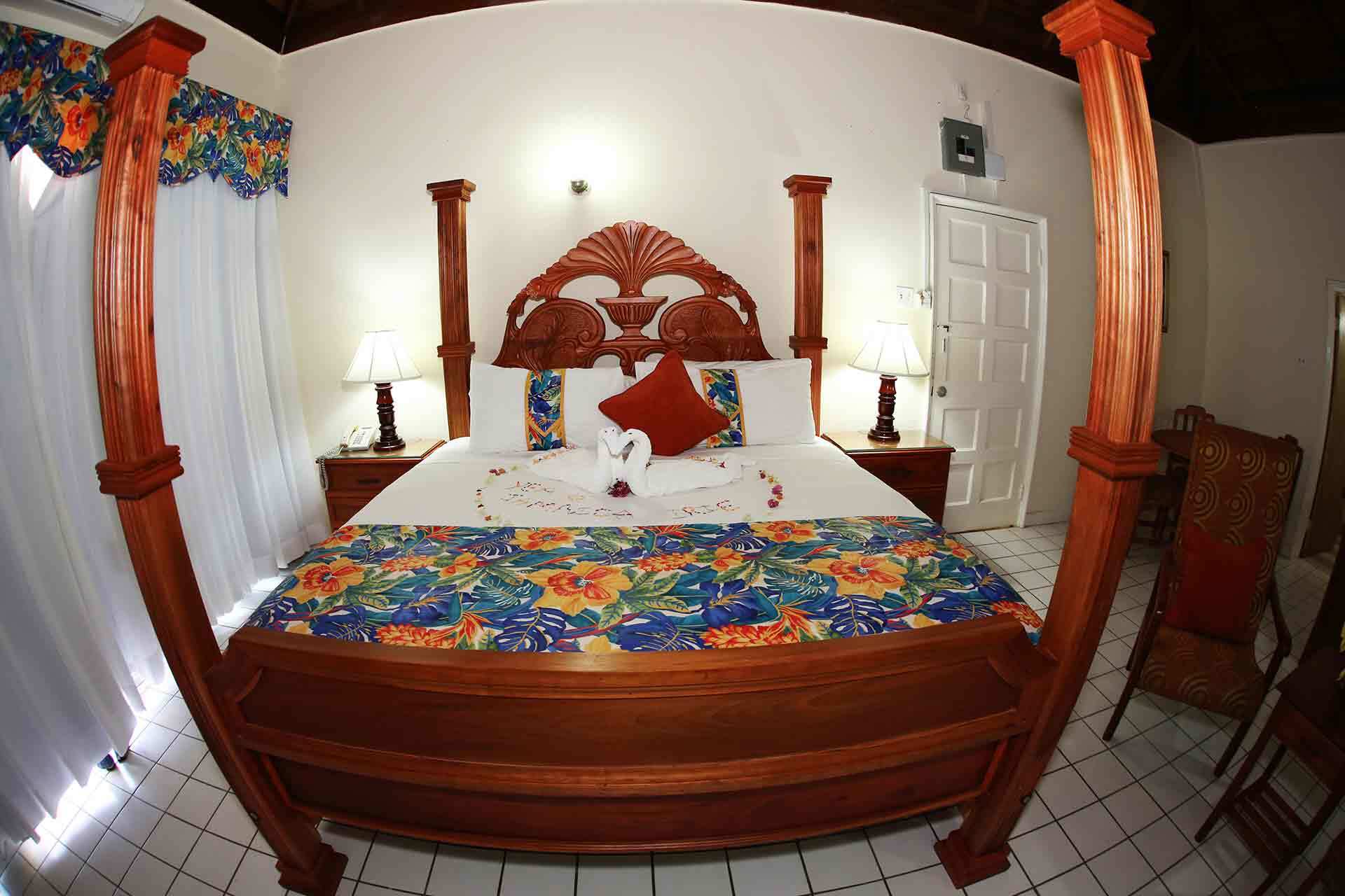 Foote Prints On The Sands Hotel Негрил Экстерьер фото